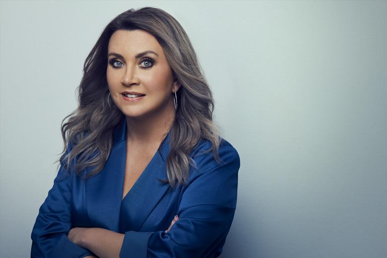 Camilla Läckberg: „Kdybych řekla všechno, musela bych vás zabít!“ Švédská spisovatelka představuje Bronzové sny – závěrečný díl thrillerové trilogie o pomstychtivé manželce