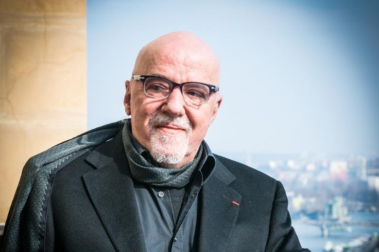 Paulo Coelho, držitel Guinnessova rekordu i francouzského státního vyznamenání