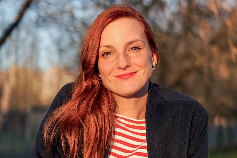 „Jsem dítě, co vyrostlo na táborech. Vandrovali jsme s klackem v ruce po lese,“ říká Míša Maurerová. Audioknihy o Správné pětce ji inspirovaly i ve skutečném životě