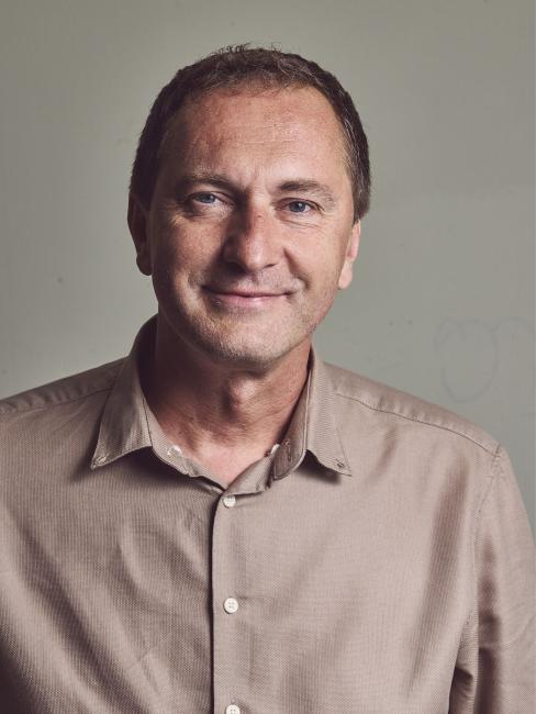 Třicet let české korupce: David Ondráčka odhaluje, kam mizí miliardy z našich kapes